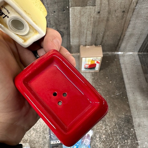 Peir 1 Imports Toaster with Sliced Bread Salt and Pepper Shakers with Box - Picture 9 of 11